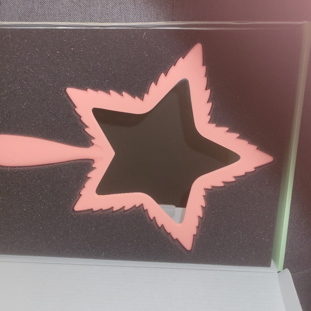 Jeffree Star Coral Leaf Mirror - Picture 2 of 5